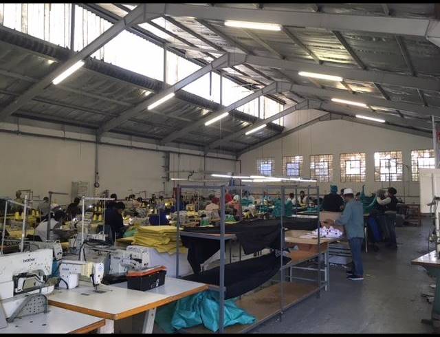 1,150M² FACTORY RENTED IN LANSDOWNE
